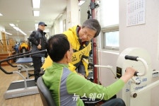 천정배 “건강 취약 계층에 의료 서비스 제공해야”