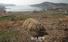 청산도 전통 장례 ‘초분’ 재현