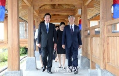 이낙연 지사, 광주U대회 계기 지방외교 보폭 넓혀
