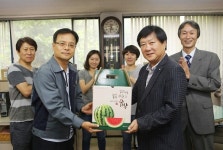계명문화대, 대학 가족회사 및 지역 산학협력업체에 말복 수박 전달