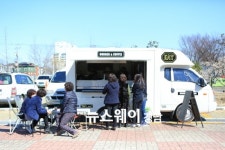 의령군 푸드트럭 1호점 영업개시