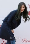 [NW포토]쯔위, 인사성 밝은 대만 소녀