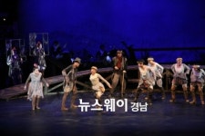 가족음악극 ‘마당을 나온 암탉’ 함안 공연