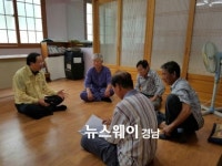 최평호 고성군수, 폭염 속 군민 건강 챙기기 현장점검 나서