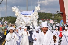 명량대첩축제서 진도 전통 만가행진