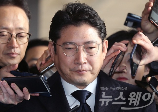 HS효성 조 부회장, 집사게이트 특검 출석…김건희 여사 의혹 조사