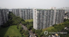 잠실주공5 아파트 단지 내 ‘민주광장’ 조성 논란
