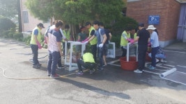 광양동초등학교에 사랑의 봉사단 청소 방문