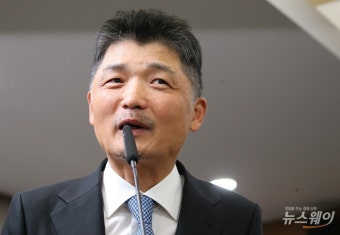 [NW포토]국정감사 출석한 김범수 카카오 의장
