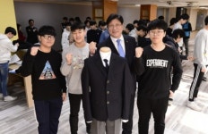도성훈 인천교육감, 부광고 신입생 교복 치수 측정...현장의견도 청취