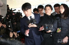 승리·정준영·유 모 대표와 경찰 유착…윤 총경, 몽키뮤지엄 식품위생법 위반 사건도 관여