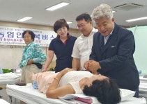 전남농협, 사랑실은 행복버스 곡성 옥과농협 도착