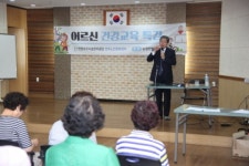 뉴 성민병원 박성준 병원장, 연희노인문화센터서 어르신 건강 특강