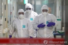 중국, 신종 코로나 사망자 300명 돌파…누적 확진자 1만4380명