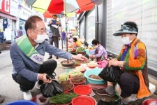 장세용 구미시장, “추석명절 준비는 전통시장에서 하세요”