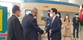 [NW포토] ‘국민의 힘’ 김종인 비대위원장, 전남도청 방문