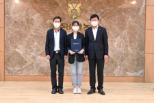 광주비아농협, 지역 인재 육성을 위한 장학금 전달