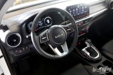 [NW포토] 페이스리프트된 기아 ‘더 뉴 K3’ 실내