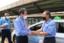 김충섭 김천시장, 김천구미역서 택시기사 현장 격려