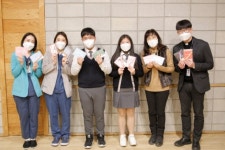 가톨릭관동대 국제성모병원에 전해진 중학생들의 따뜻한 손편지