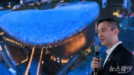 [한 컷]에어비앤비 14달러 내고 DDP에서 특별한 추억 즐기세요