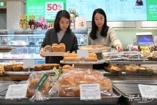 [한 컷]물가안정 동참 나선 CJ푸드빌 뚜레쥬르