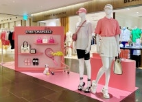 스트레치엔젤스, 신세계 강남에 두 번째 바비스토어