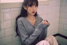 로라로라, 새로운 뮤즈 장원영과 2024 스프링 컬렉션 공개