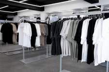 패션 브랜드 바이모노, 5월 24일 합정역 5번출구 오프라인 매장 그랜드 오픈을 알려