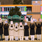 ‘아이들에게 행복한 일상을’ 폴햄키즈, 구래초등학교 겨울 의류 지원