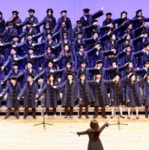 경복초등학교, 개교 60주년 맞아 동문 권순일 디자이너와 새 졸업 가운 선봬