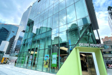 강남역에만 11개? 8년 만에 등장한 올리브영 센트럴 강남 타운