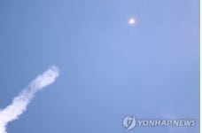 [특징주] 한화에어로스페이스·한국항공우주·LIG넥스원·AP위성·쎄트렉아이, 항공우주 관련주 하락세