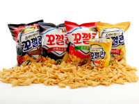 롯데제과 ‘꼬깔콘’ 32년만에 스낵 시장 1위…‘허니버터맛’이 비결~