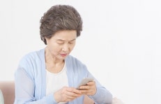 노인 상대 통신 사기...고가 휴대전화 몰래 개통한 뒤 기기 빼돌려