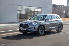 인피니티 더 올-뉴 QX50, SUV면서 다른 차종 장점까지 어우르며 인기