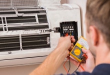 캐리어 냉난방기 부품없어 수리 못해...영업장 추위에 덜덜