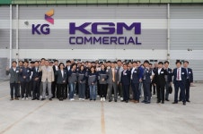 곽재선 KG모빌리티 회장, KGM커머셜 회장 공식 취임…회사 조기정상화 나설 것