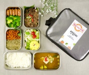 [따뜻한 경영] 복날에 삼계탕 배달왔어요...결식 아동 6000명에 도시락 배달하는 SK 행복두끼 챌린지