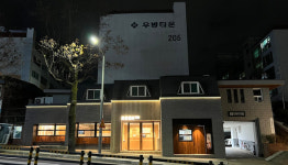 [현장] 1300개 교촌치킨의 고향 구미 1호점, 34년 헤리티지로 새 단장…교촌 흔적 가득한 명예도로 교촌1991로
