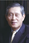 (주)에이테크 신영주 회장, 부여 인재육성 굿뜨래장학금 500만원 기탁