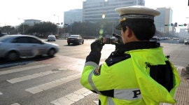 블랙박스처럼… 캠코더 동원 교통단속