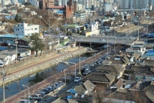 연꽃향 진한 철길 근대 문화 꽃피다