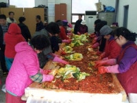 보령 성주면 독거노인 등에 600포기 전달
