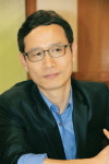 [수필마당] 애국가를 디자인하라