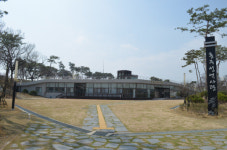 59. 주변 경관과 자연스러운 조화 홍주성 역사관