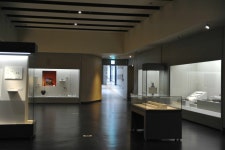 80. 자연과 어우러진 국립청주박물관