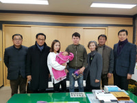 석성면, 인구늘리기 출생기념통장 지원