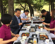 부여군시설관리공단 매표소 직원과 소통하는 시간 가져