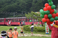 코레일, 분천역 여름 산타마을에 관광객 5만명 방문